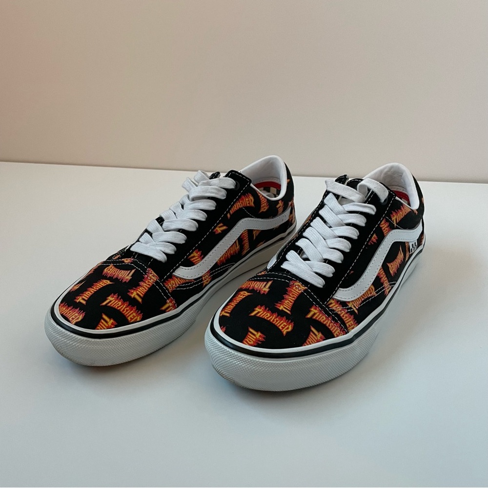 Vans Old School Skate Thrasher Edition - Men’s Size 9